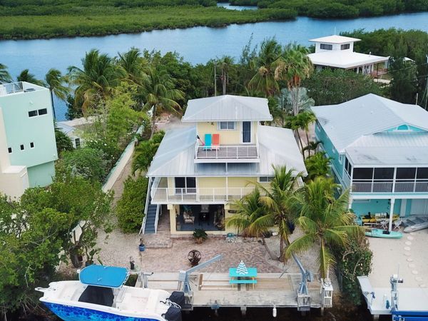 104 8th Lane, KEY LARGO, FL 33037