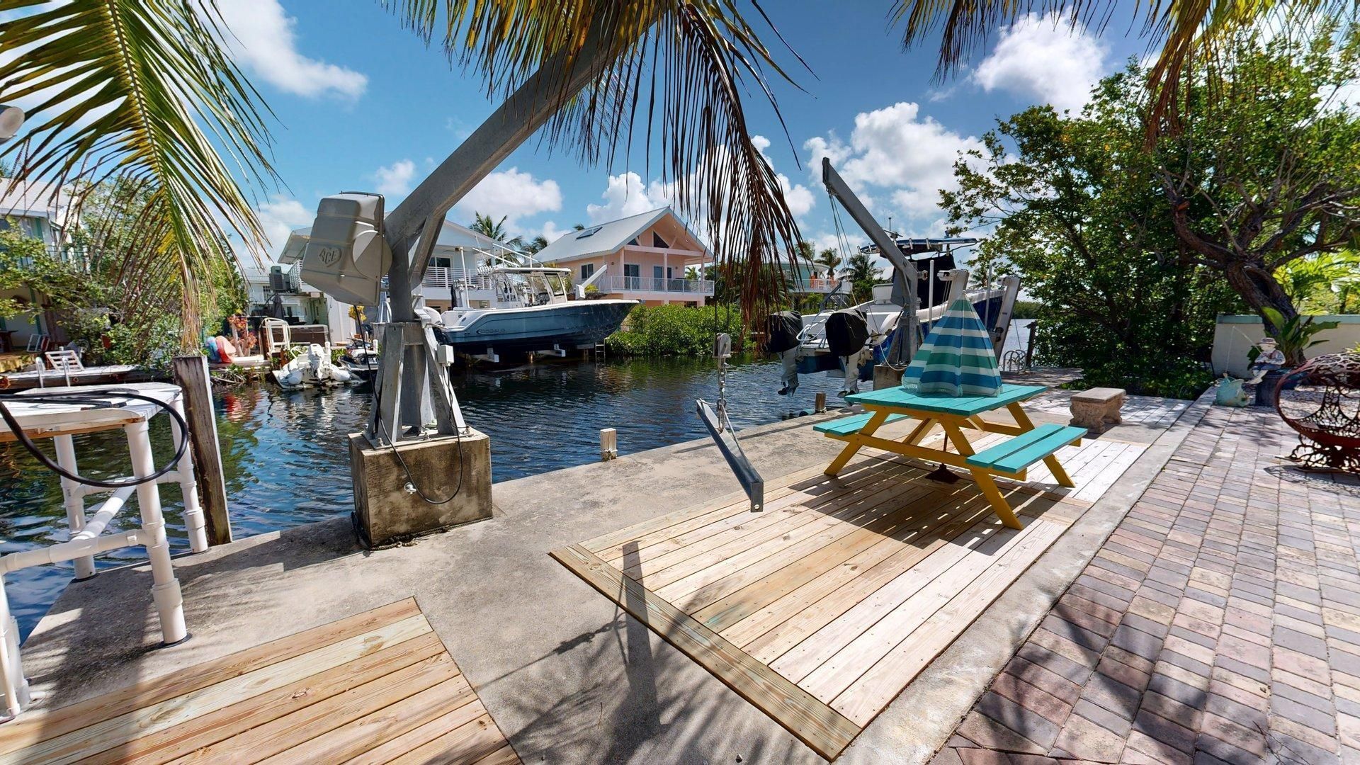 104 8th Lane, Key Largo, FL 33037 Photo