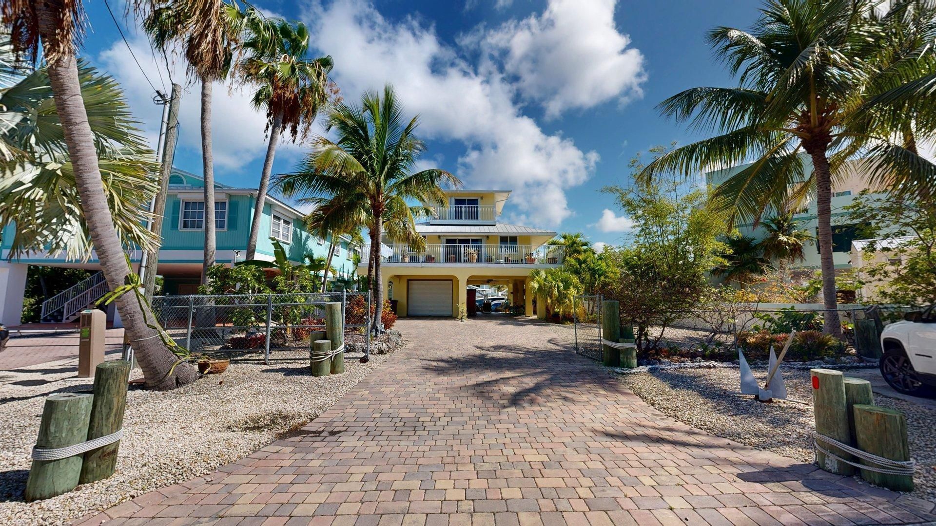 104 8th Lane, Key Largo, FL 33037 Photo