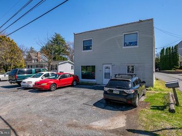 197 OLD FRIEDENSBURG ROAD , READING, PA 19606