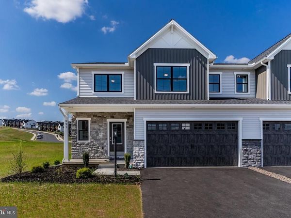 671 BRITTANY DRIVE, MECHANICSBURG, PA 17055
