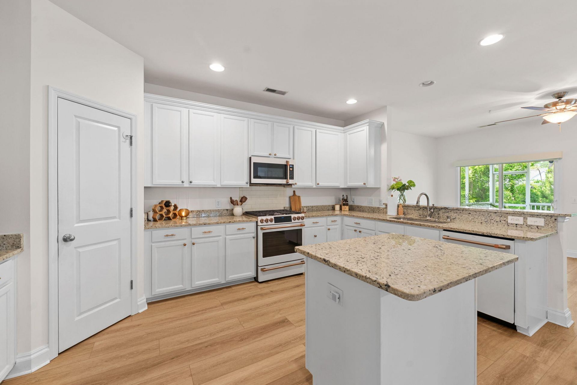 459 Sanders Farm Lane Photo 8