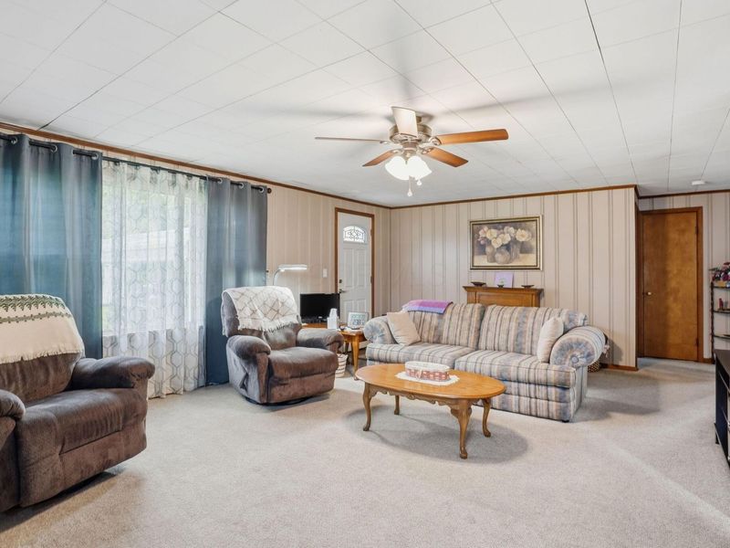 750 W 9th Street , Marysville, OH 43040 Photo 8