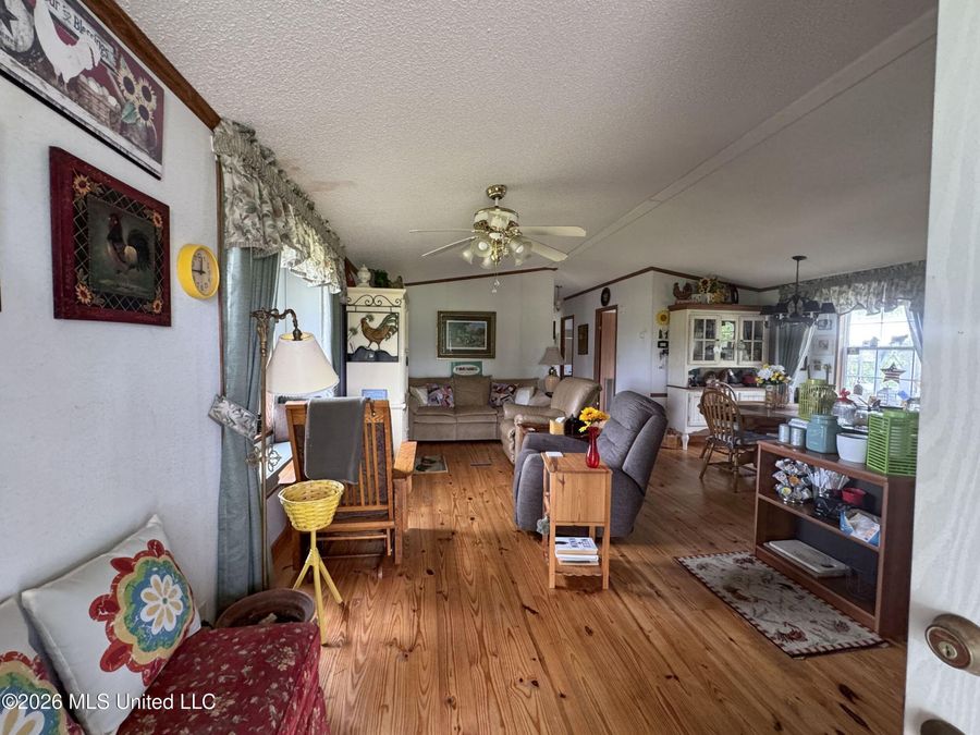 Property Image 136