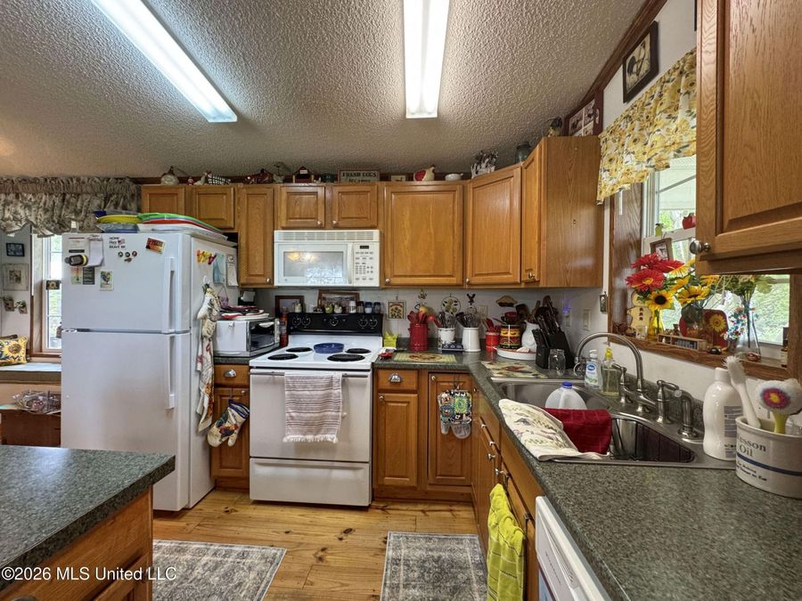 Property Image 140