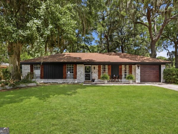 607 Leaning Oaks Drive, Savannah, GA 31410