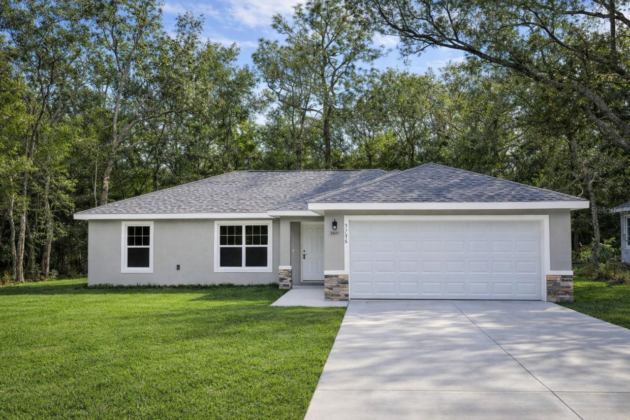 1736 W Hall Place, Citrus Springs, FL 34434 Main Photo