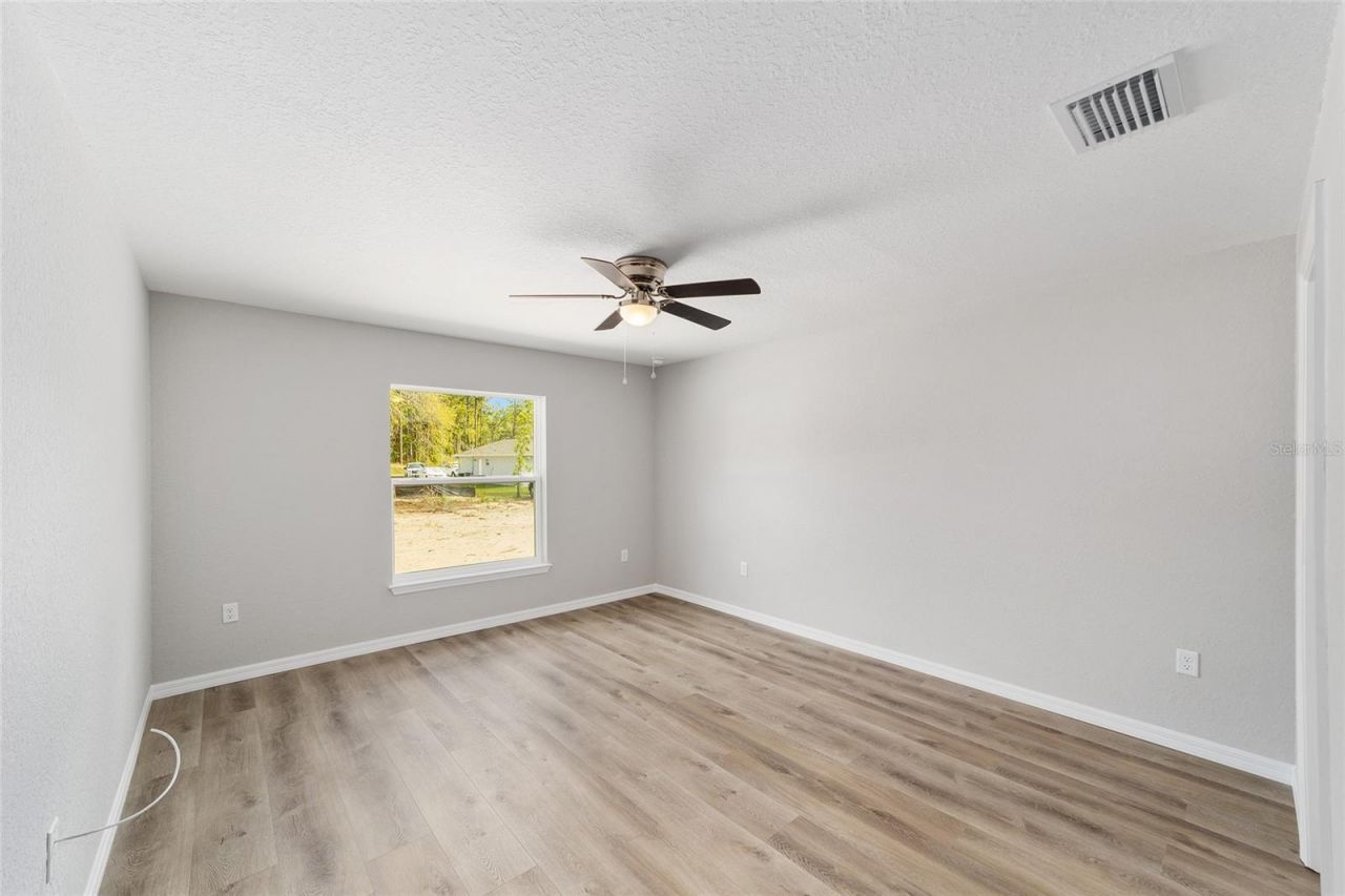 1736 W Hall Place , Citrus Springs, FL 34434 Photo