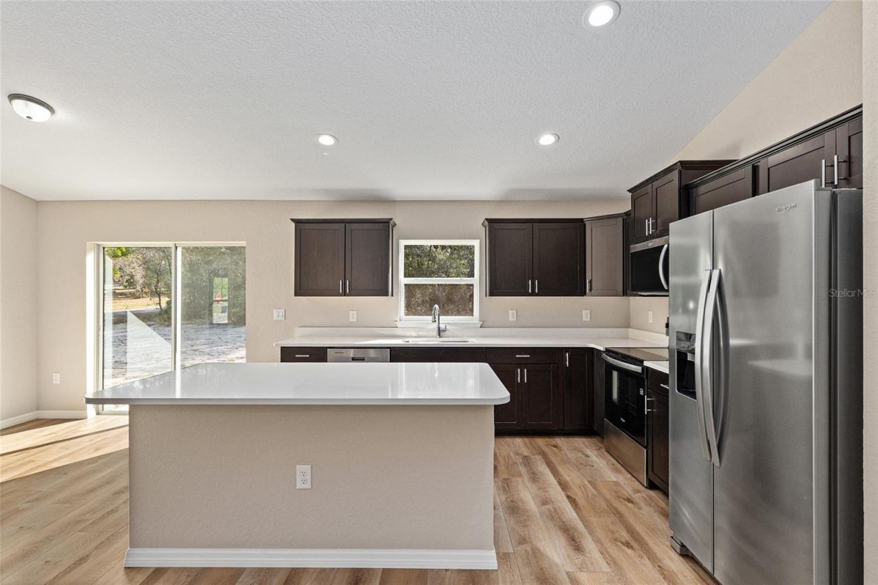 9299 N Hunter Way , Dunnellon, FL 34433 Photo