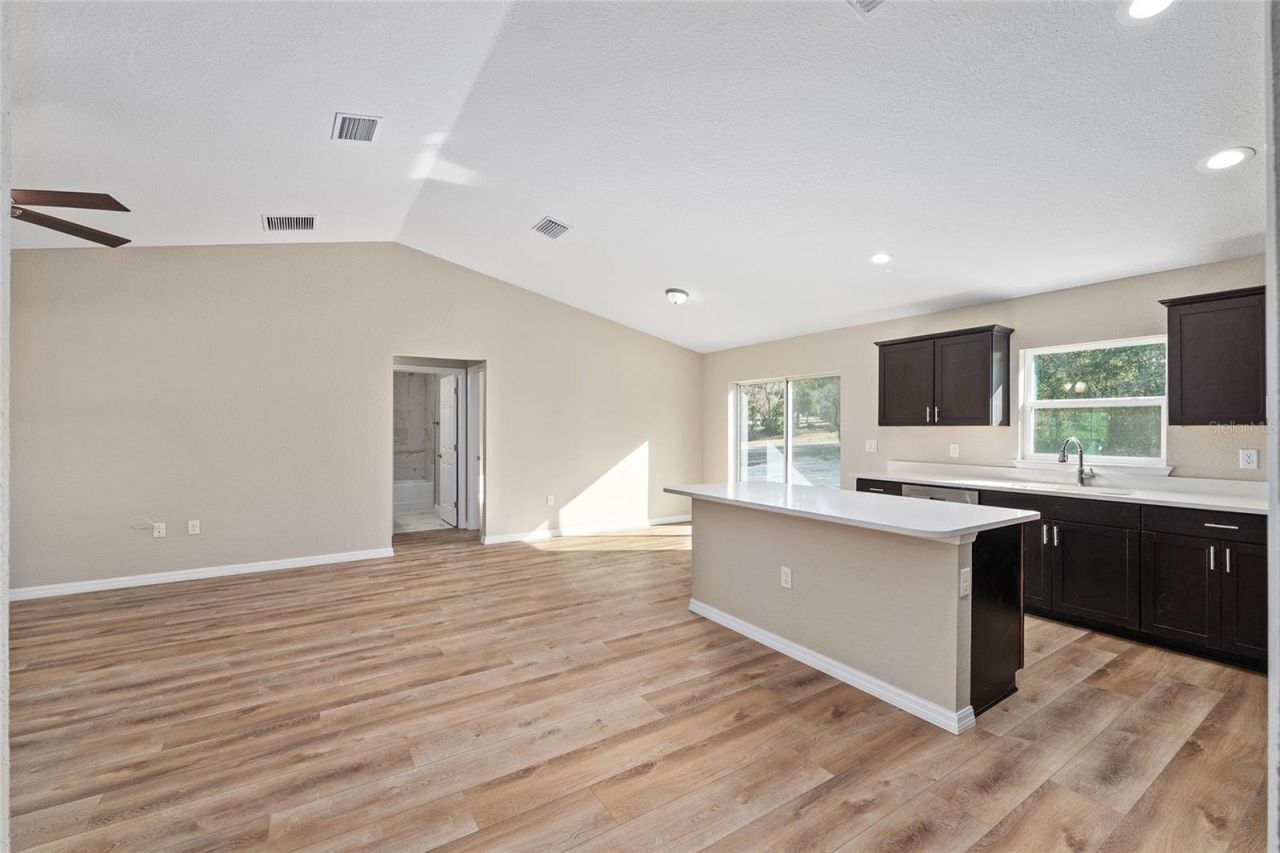 9299 N Hunter Way , Dunnellon, FL 34433 Photo