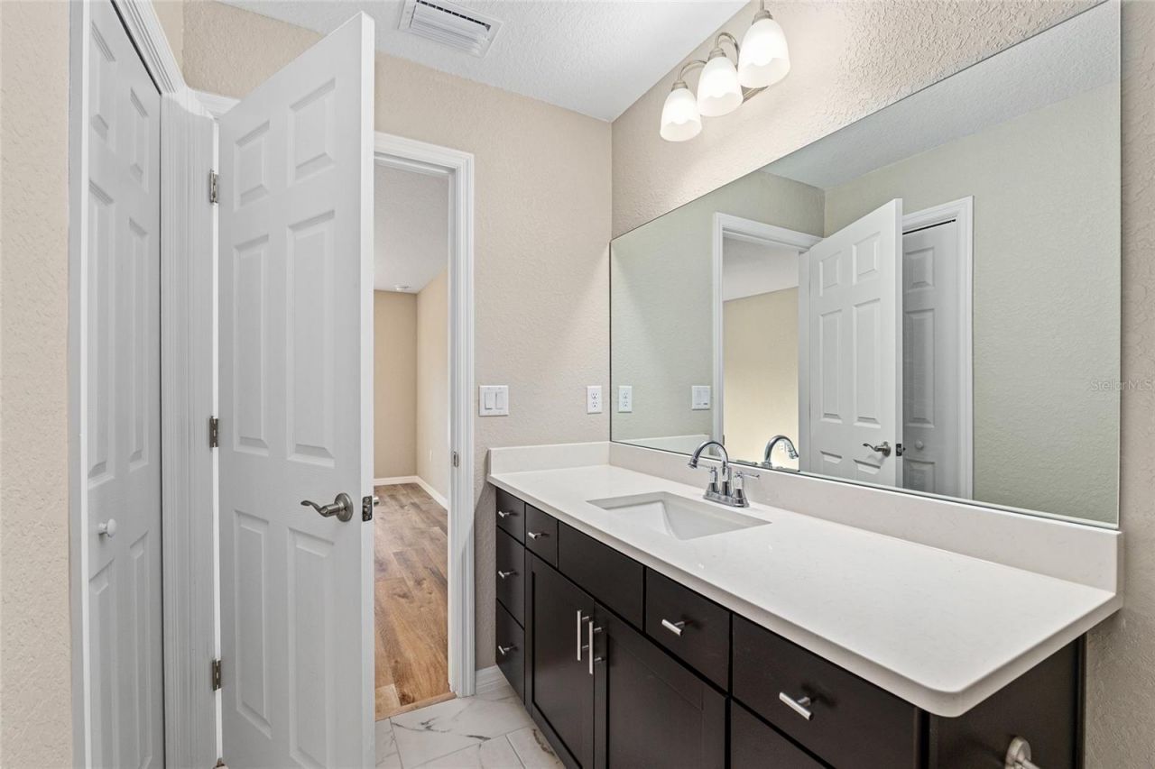 9299 N Hunter Way , Dunnellon, FL 34433 Photo