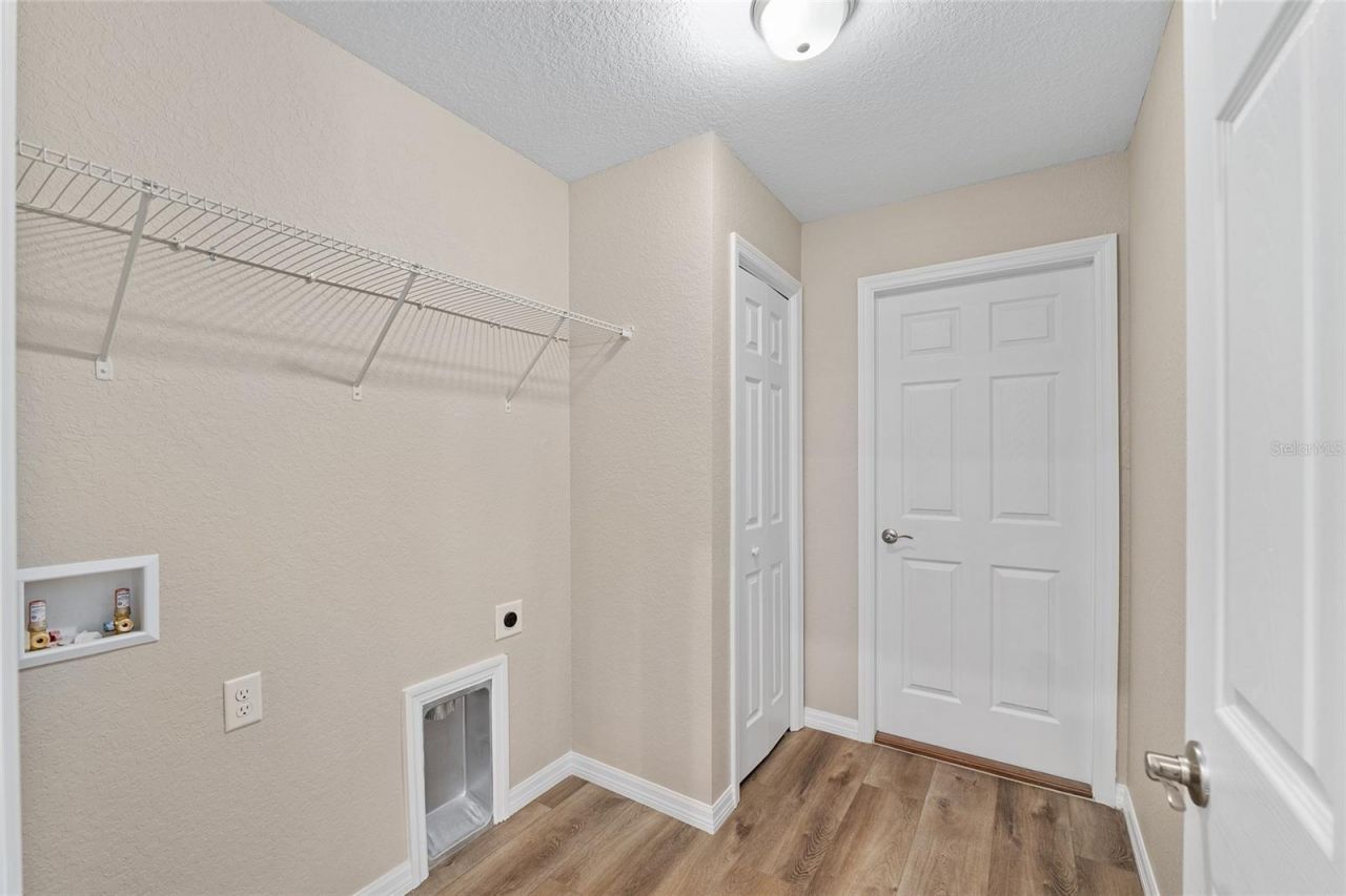 9299 N Hunter Way , Dunnellon, FL 34433 Photo