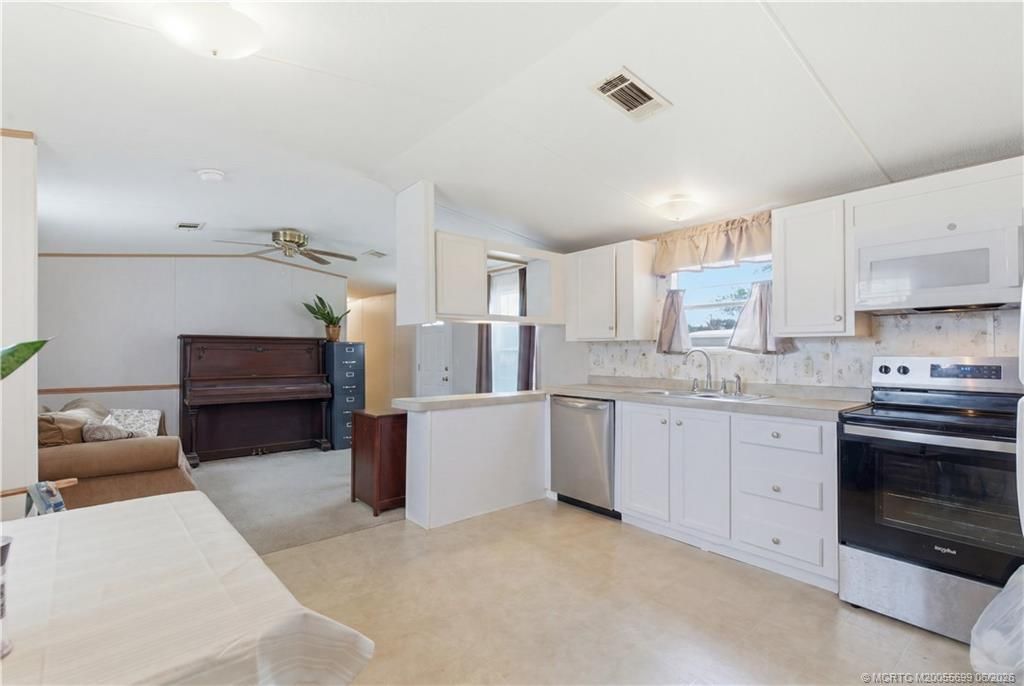 4646 SE Circle Way, Stuart, FL 34997 Photo