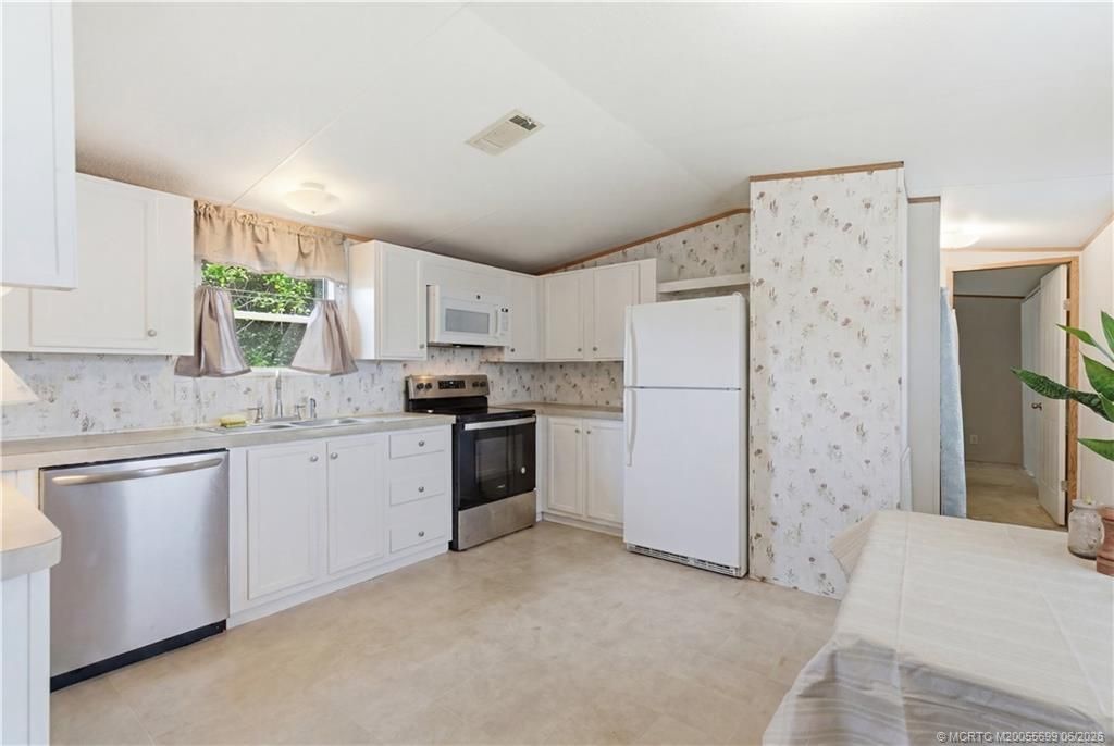 4646 SE Circle Way, Stuart, FL 34997 Photo