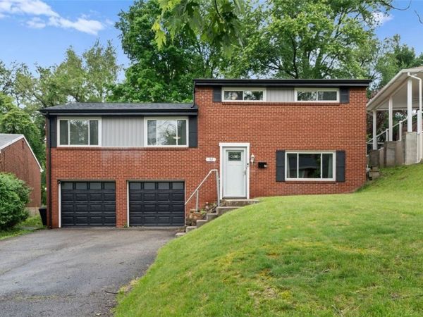 52 Julian Drive, Pittsburgh, PA 15235