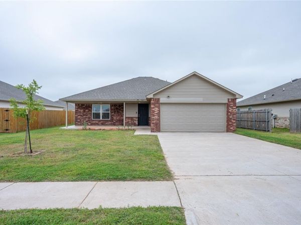 1025 S Colt Lane, Mustang, OK 73064