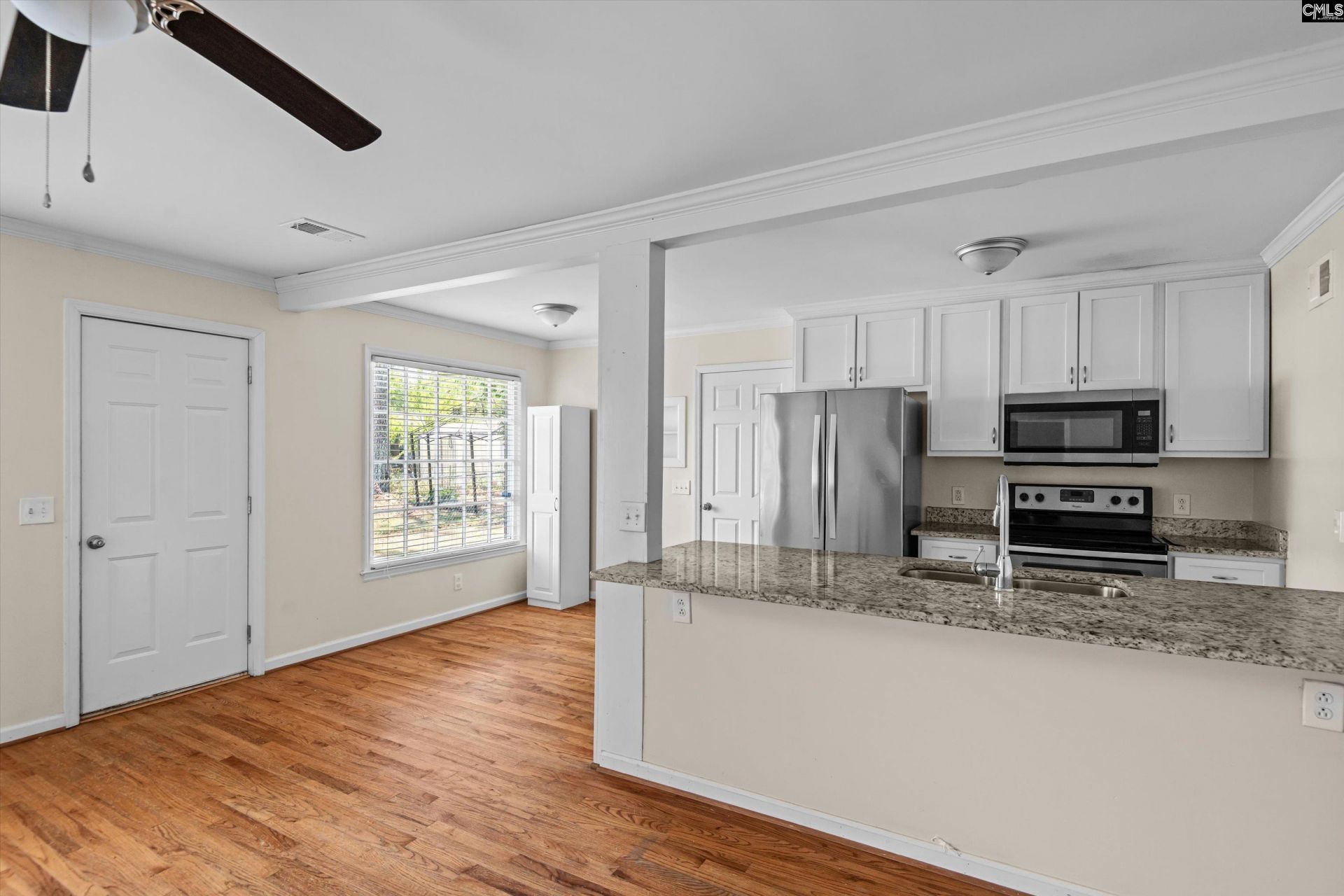1716 Westchester Drive  Photo 11