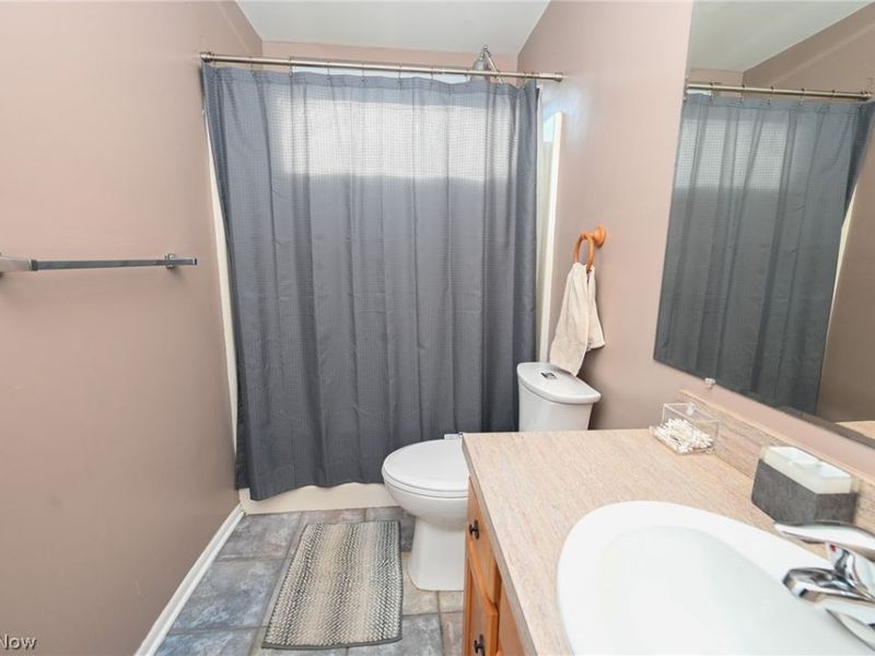 17725 Puritas Avenue, Cleveland, OH 44135 Photo 23