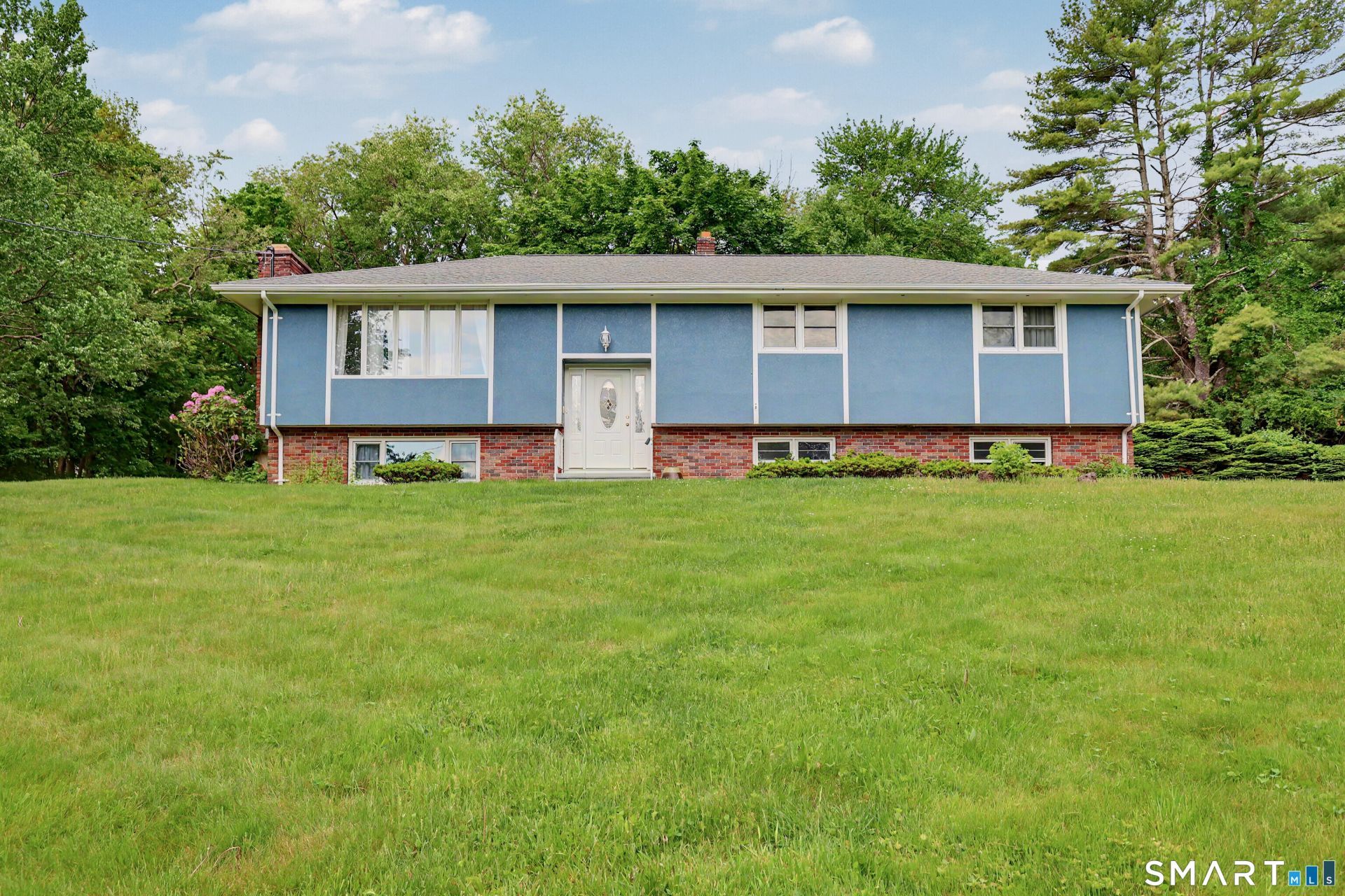 44 Haverhill, Trumbull, CT 06611 Main Photo
