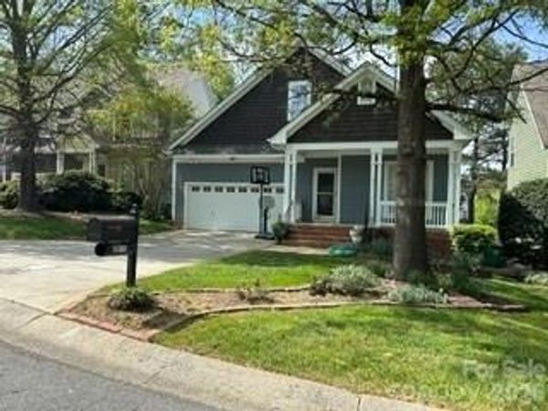 2615 Merion Hills Court , Charlotte, NC 28269
