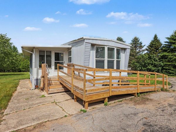 15827 Algoma Avenue NE, Cedar Springs, MI 49319