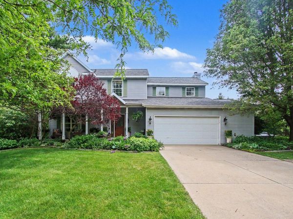 10765 Thornberry Way, Zeeland, MI 49464