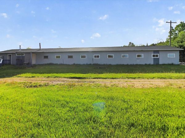 18426 14 Mile Road, Leroy, MI 49655