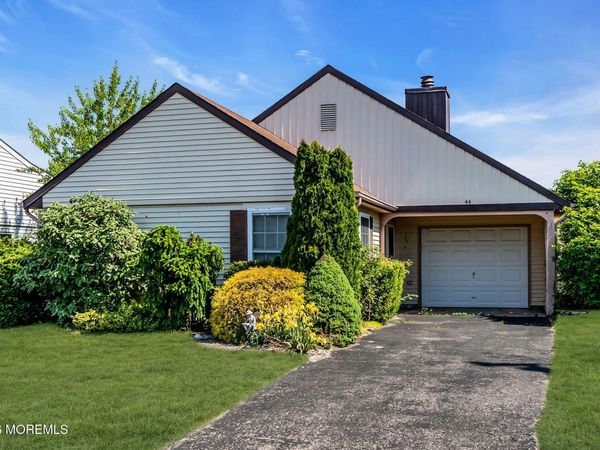 44 Buckingham Drive N, Manchester, NJ 08759