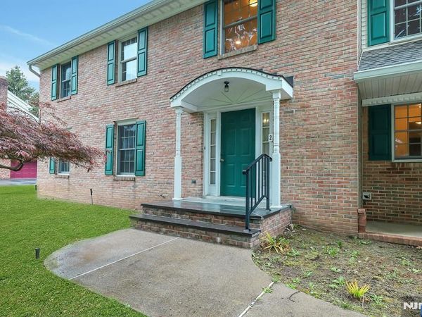 2 Rogers Court, MIDLAND PARK, NJ 07432