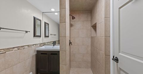 2725 W Lake Ridge Shores Court, Reno, NV 89519 Photo