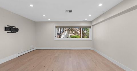 2725 W Lake Ridge Shores Court, Reno, NV 89519 Photo