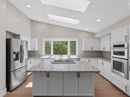 2725 W Lake Ridge Shores Court, Reno, NV 89519 Photo