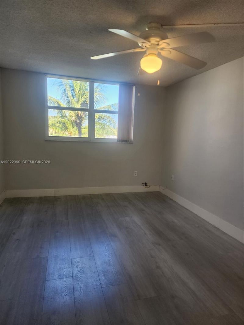 9101 Lime Bay Blvd , Unit 305, Tamarac, FL 33321 Photo