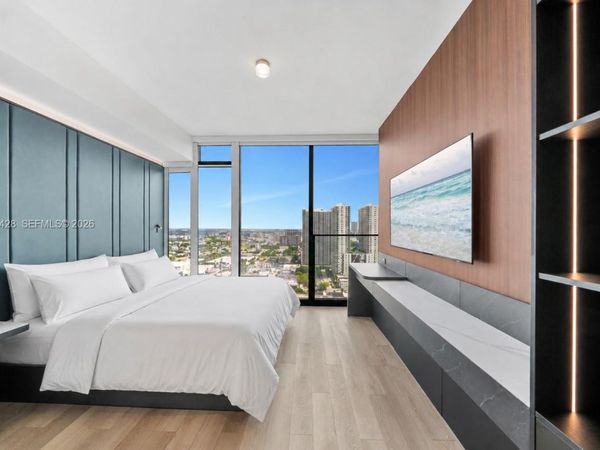 20 NE 11th St, Unit 2503B, Miami, FL 33132