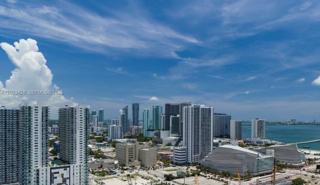 20 NE 11th St, Unit 2503B, Miami, FL 33132 Photo