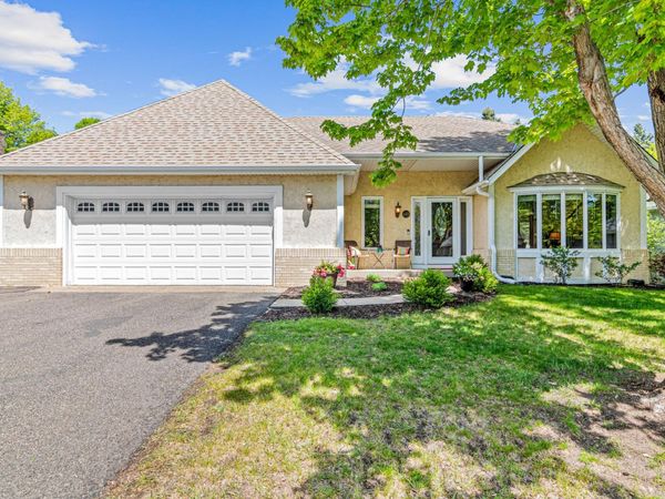 645 Lake Pine Drive, Shoreview, MN 55126