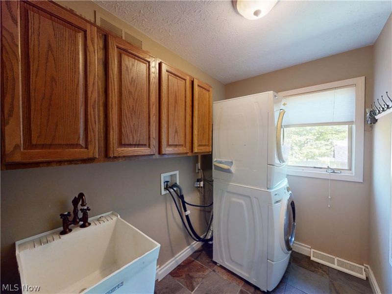 8166 Washington Avenue, North Royalton, OH 44133 Photo 15