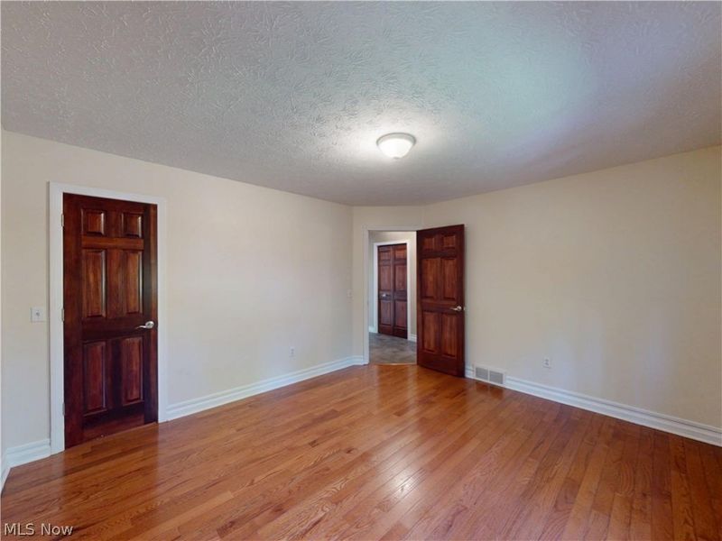 8166 Washington Avenue, North Royalton, OH 44133 Photo 17