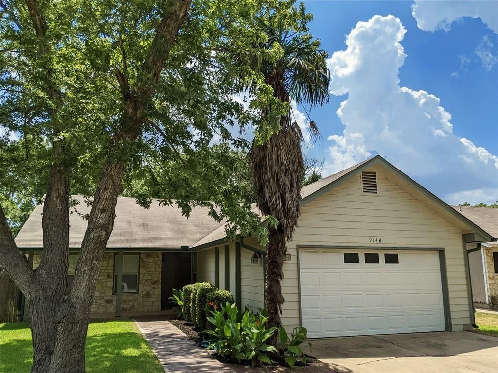 9746 Anderson Village Dr, Austin, TX 78729 Main Photo