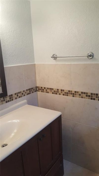 180 NE 12th Avenue, Unit 17a, Hallandale Beach, FL 33009 Photo