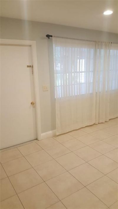 180 NE 12th Avenue, Unit 17a, Hallandale Beach, FL 33009 Photo