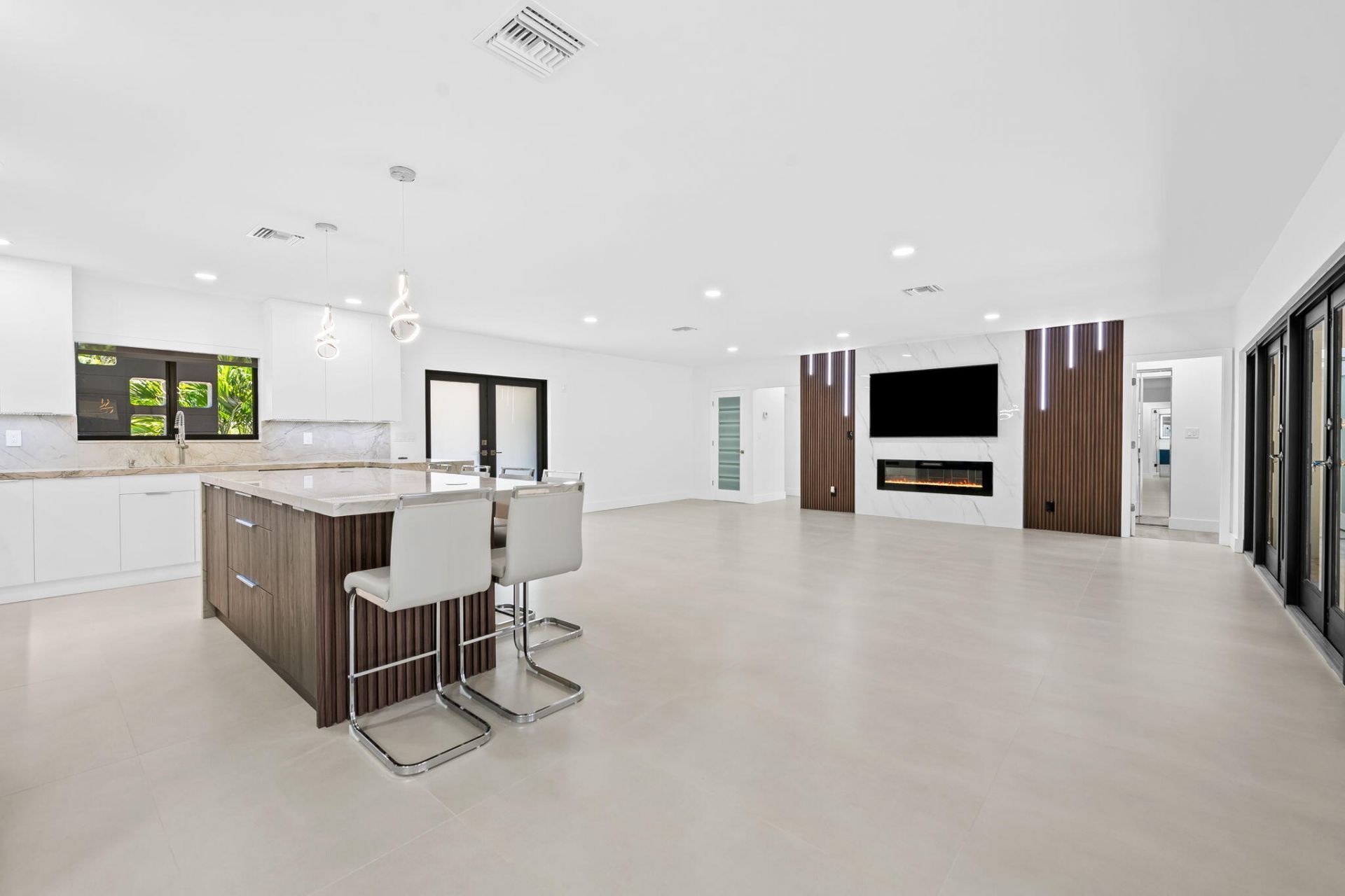 2811 NE 53rd Court, Lighthouse Point, FL 33064 Photo