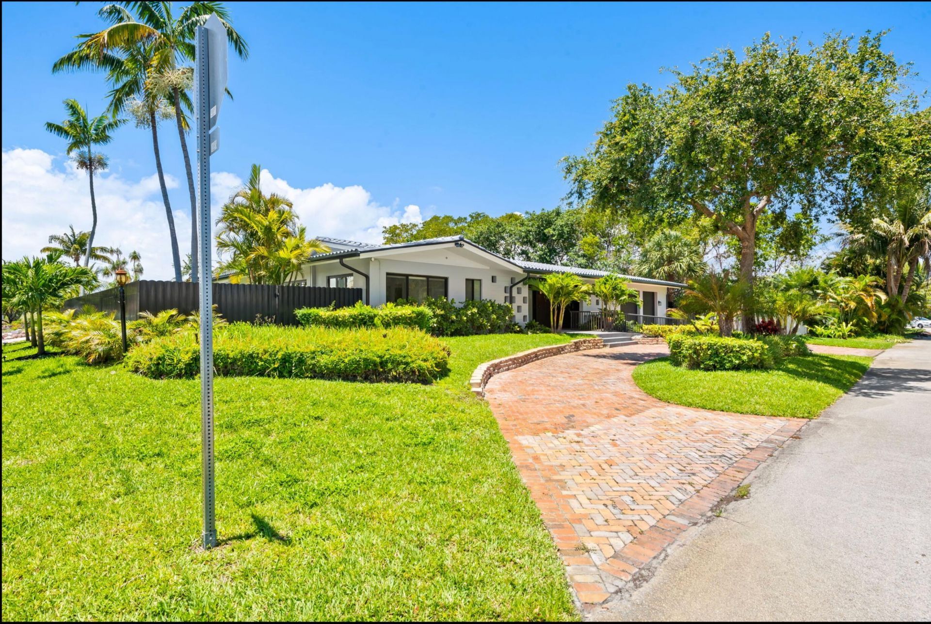2811 NE 53rd Court, Lighthouse Point, FL 33064 Photo