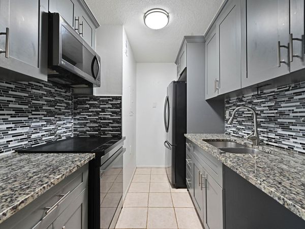 1089 N Benoist Farms Road, Unit 205, West Palm Beach, FL 33411