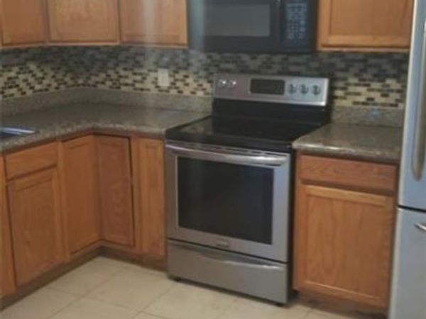 180 NE 12th Avenue, Unit 17a, Hallandale Beach, FL 33009