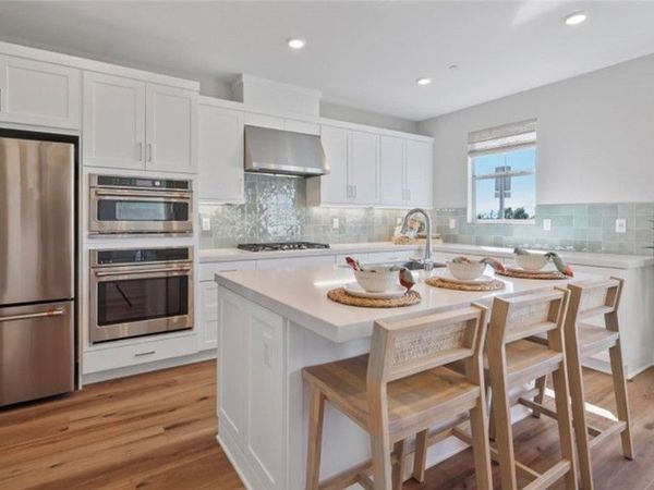 693 Guy Turner Drive, Camarillo, CA 93010