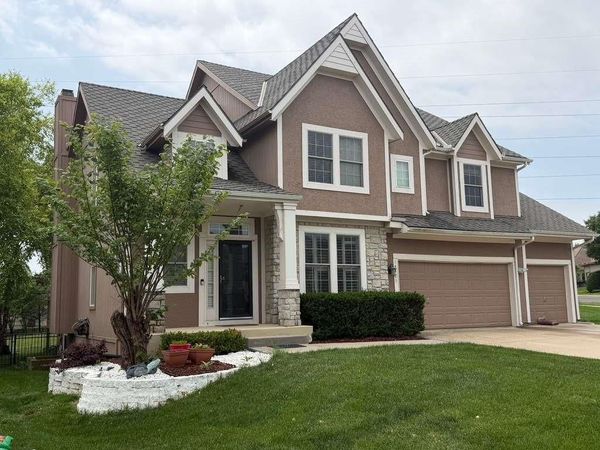 14421 Bluejacket Street, Overland Park, KS 66221