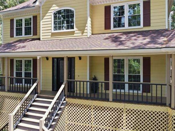 232 Nacoochee Drive, Woodstock, GA 30188