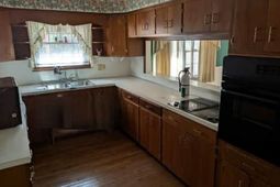 2832 Long Ave.  photo 4