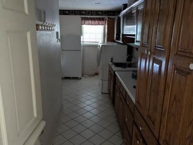 2832 Long Ave.  Photo 6